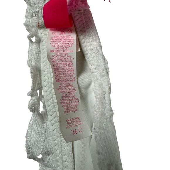 Victoria’s Secret Bikini Swimsuit Top White Lace Eyelet Size 36C - Picture 7 of 9
